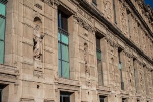 Ungeziefer im Altbau Wien 1010: Was Mieter wissen müssen