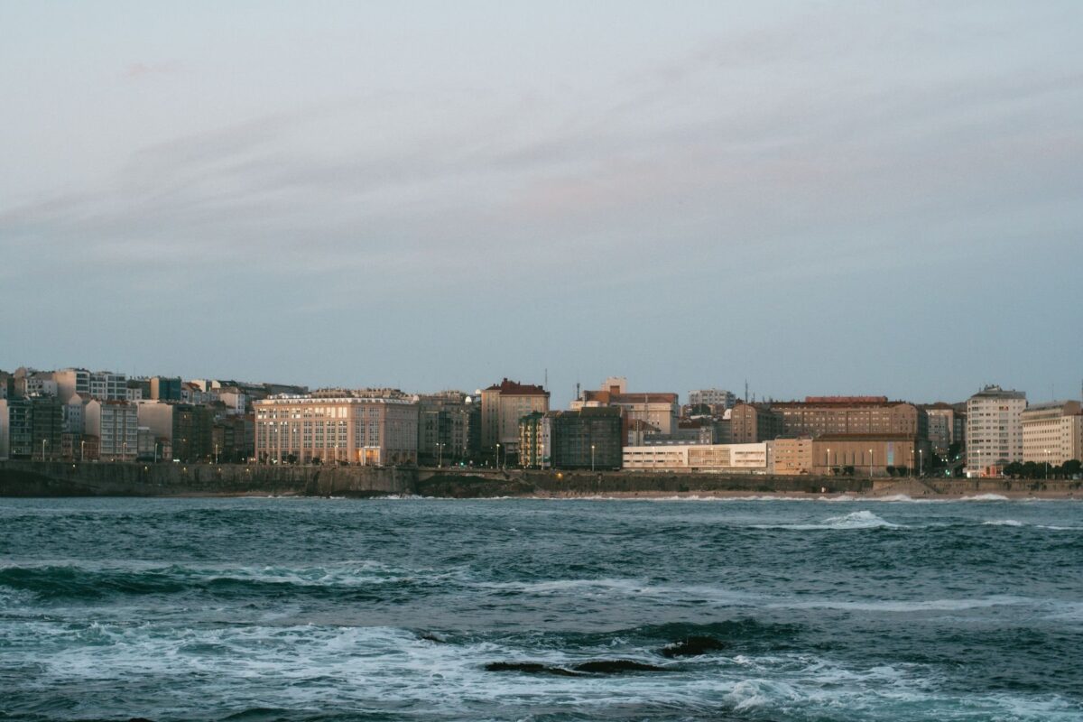 Urlaub in A Coruña 2026: Geheimtipp für People-Fans